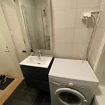Moderne Ettroms Studioleilighet! *