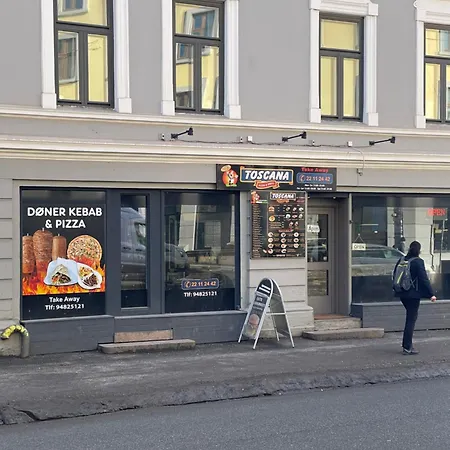 Moderne Ettroms Studioleilighet! *